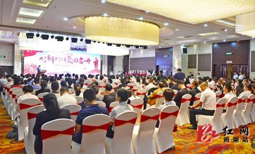 湖南麥克斯攪拌捏合設(shè)備有限公司,湘潭攪拌混合設(shè)備生產(chǎn)銷售,湘潭立式捏合機生產(chǎn)銷售 湖南麥克斯攪拌捏合設(shè)備有限公司,湘潭攪拌混合設(shè)備生產(chǎn)銷售,湘潭立式捏合機生產(chǎn)銷售