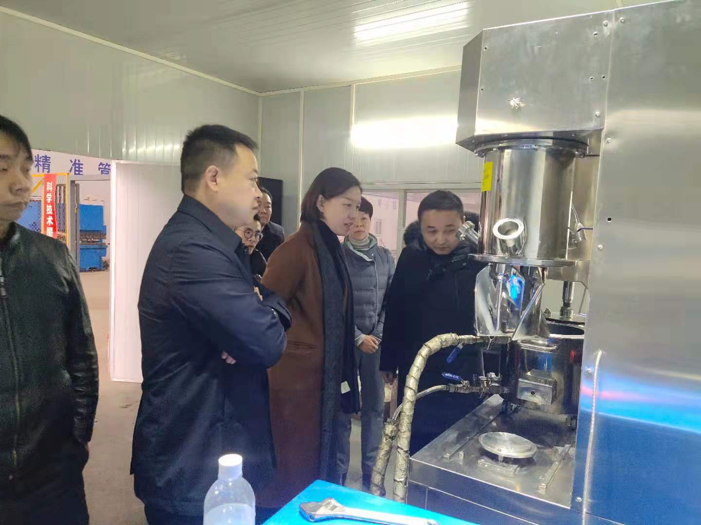 湖南麥克斯攪拌捏合設(shè)備有限公司,湘潭攪拌混合設(shè)備生產(chǎn)銷售,湘潭立式捏合機生產(chǎn)銷售 湖南麥克斯攪拌捏合設(shè)備有限公司,湘潭攪拌混合設(shè)備生產(chǎn)銷售,湘潭立式捏合機生產(chǎn)銷售